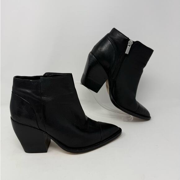 Sole Society Women's Size 6 1/2 Maevel Black Leather Pointed Toe Booties - Picture 1 of 7